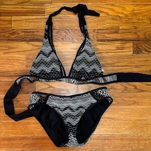 Becca by Rebecca Virtue Reveal Hipster Fit Bottoms / Triangle Tie Top